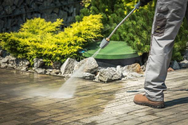 Best Pool Deck Cleaning  in Minnehaha, WA